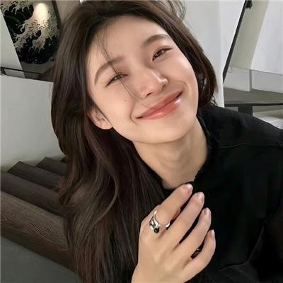 我被豪门继承人包围了